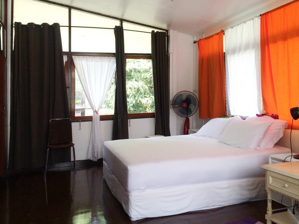 Many Trees Apartment Bangkok Exterior photo